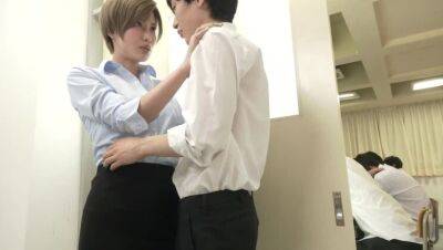 Young Japanese teacher helps her student - porntry.com - Japan
