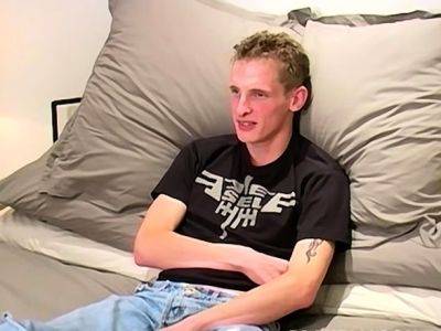 Young amateur Kyle shows off huge cock while masturbating - drtuber.com