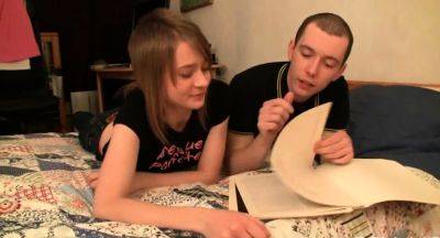 Sensational young gf craves for beef bayonet and gets it - drtuber.com